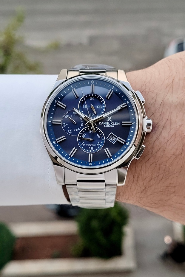 Dial in Navy Blue, Strap in Metallic Color, 44 mm Internal Indicators, Active 2-Year Warranty Men's Wristwatch