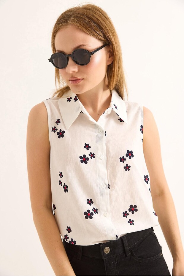 White Linen Fabric Zero Sleeve Shirt Collared Buttoned Floral Patterned Classic Form Shirt