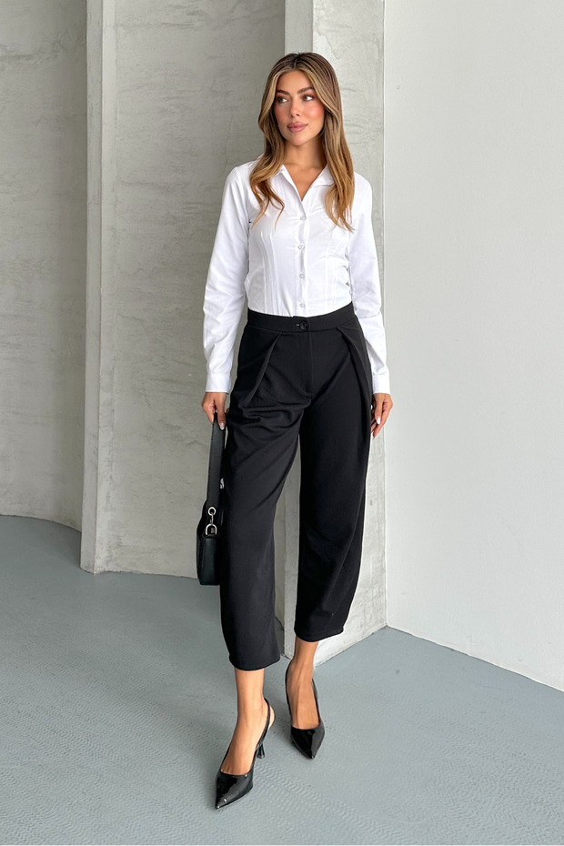 Pleated Balloon Fit Ankle Length Fabric Trousers