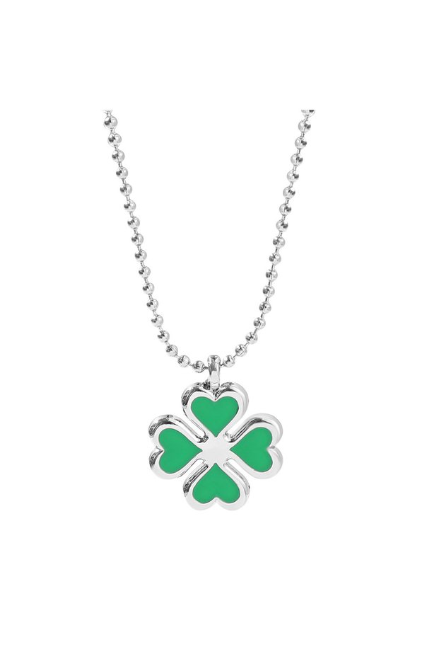 Necklace Anime Tokyo Revengers Lucky Four-Leaf Clover Pendant Necklace Charming Lady Necklace Fashio