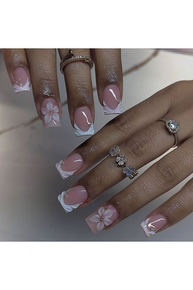 FT-387 24pcs Short Square White French Fake Nails Set Flower Pearl Full Cover False Nail Tip Wearabl