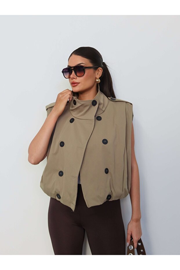 Pleated Stand Collar Buttoned Vest