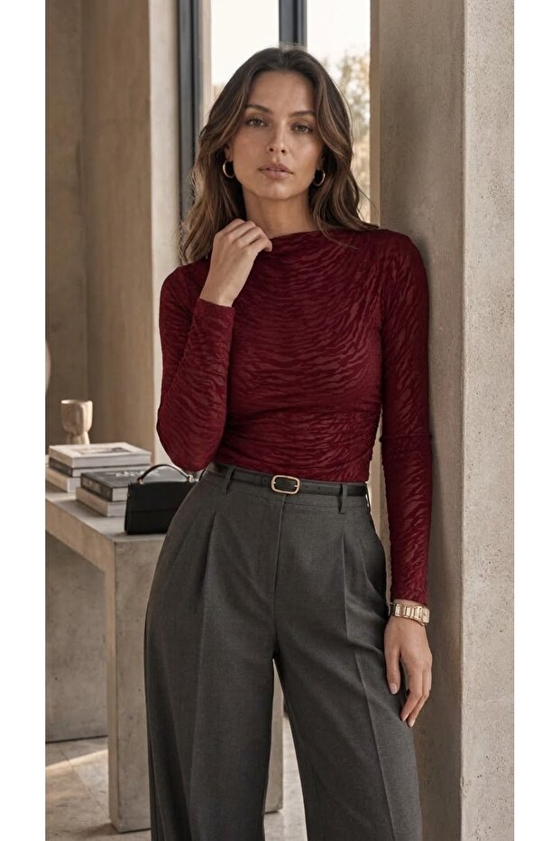 Women's Burgundy Self-Zebra Patterned Boat Neck Side Gathered Detailed Long Sleeve Sandy Fabric Blouse