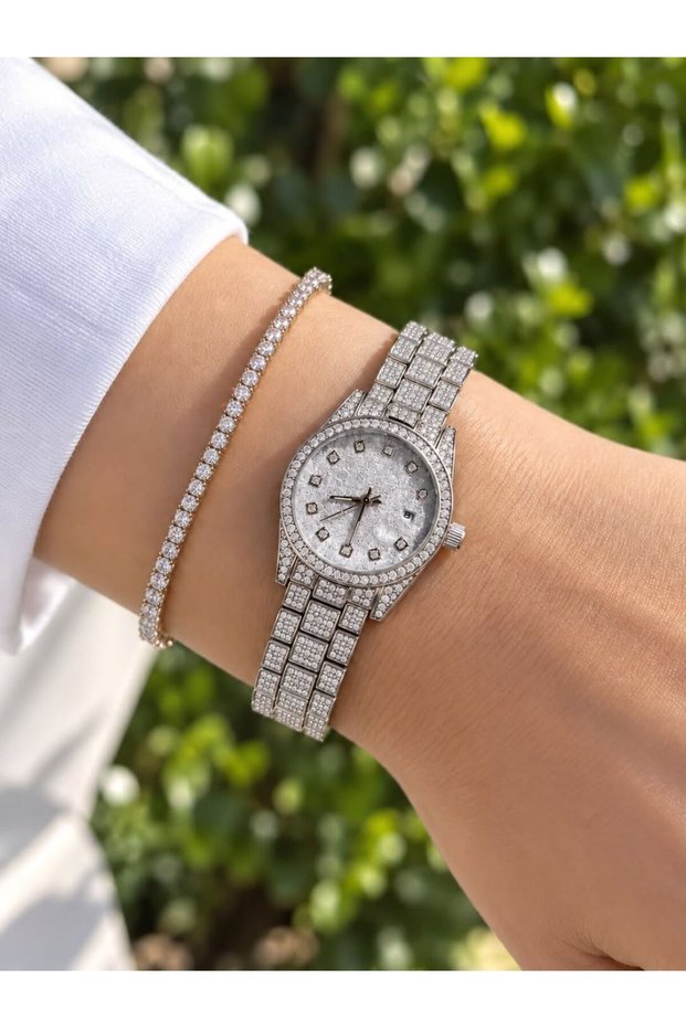 New Season Silver Color White Dial Stone Women's Wristwatch