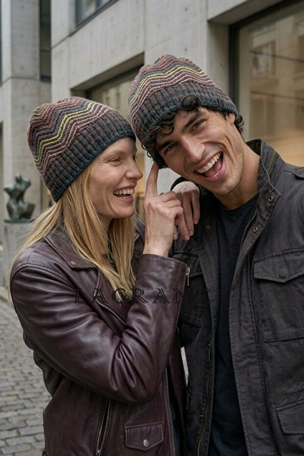 Soft Textured Wave Patterned Unisex Beanie