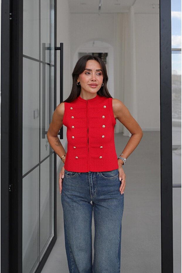 Red Ornamental Buttoned Knitwear Vest