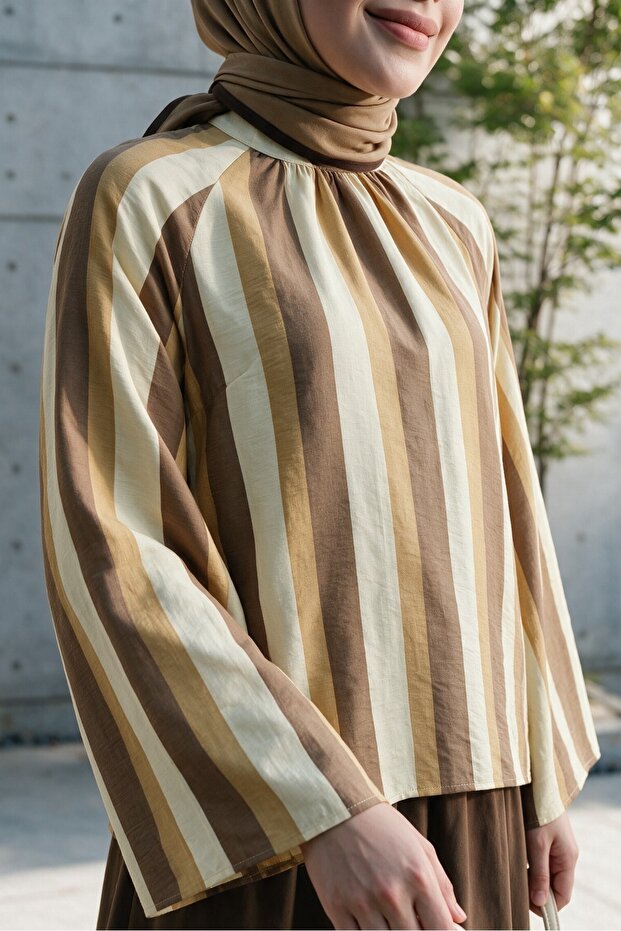 Spanish Style Thick Striped Loose Blouse with Tie at the Back -Brown