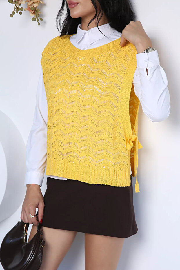 Yellow Gülseli Women's Side-Tie Knit Sweater