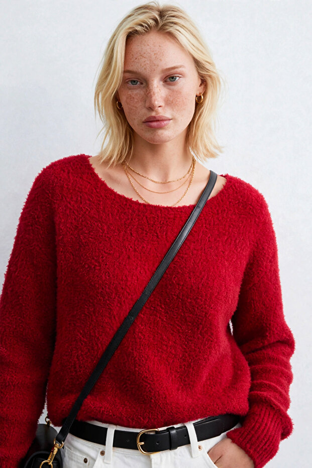 Women's Boat Neck Boucle Sweater - Red