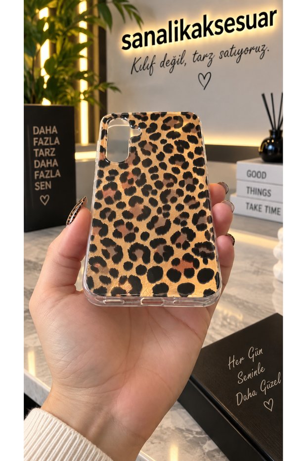 Samsung Galaxy A16 Compatible Leopard Patterned Elegant Phone Case