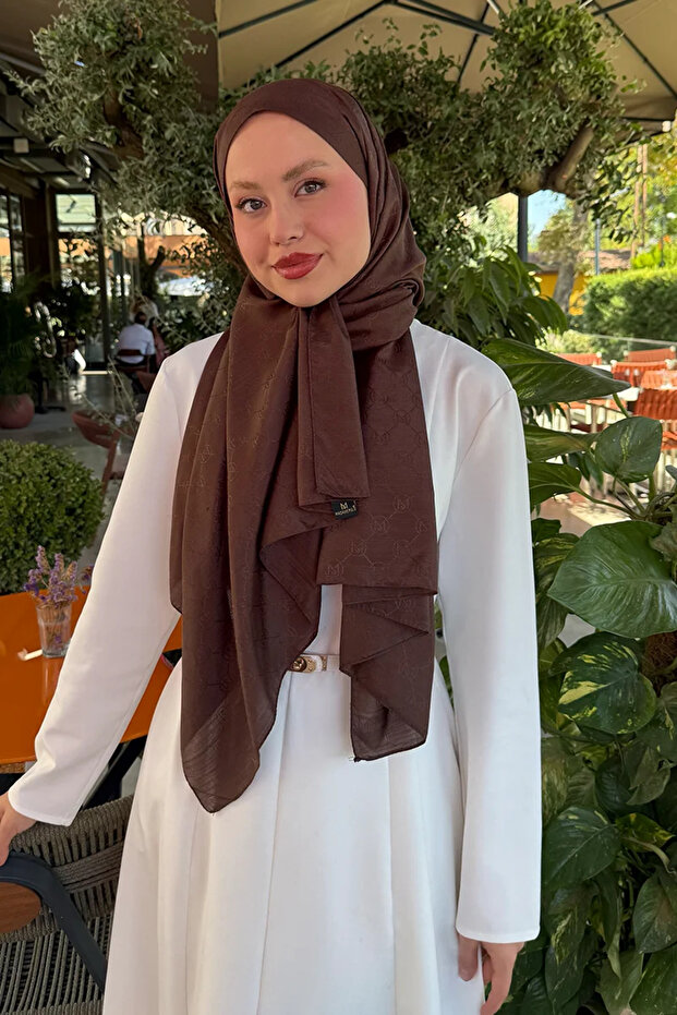 Monogram jacquard shawl - brownie