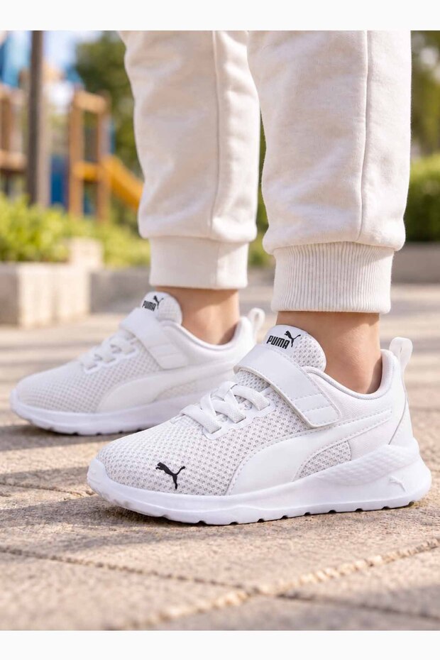 Children's White Sports Shoes Velcro Lace-Up Casual Sneaker Lightweight Comfortable Sole