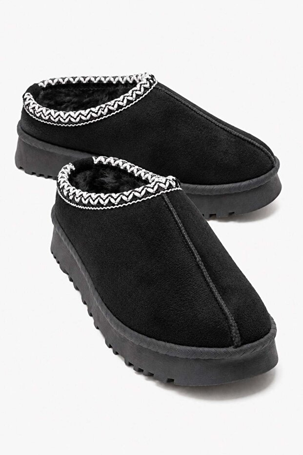 Low-Sole Fur Slippers Black