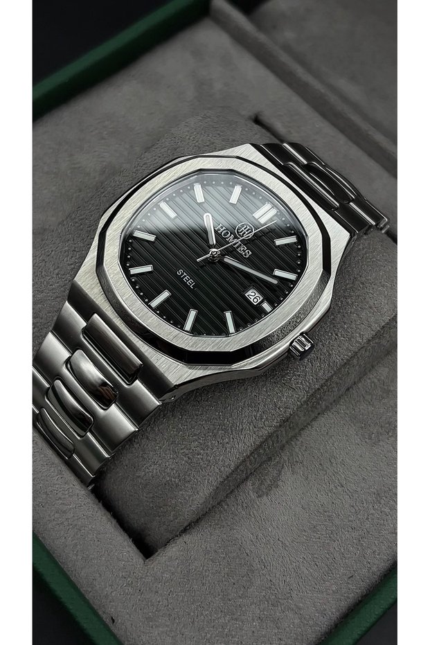 Complete Stainless Steel Men's Wristwatch