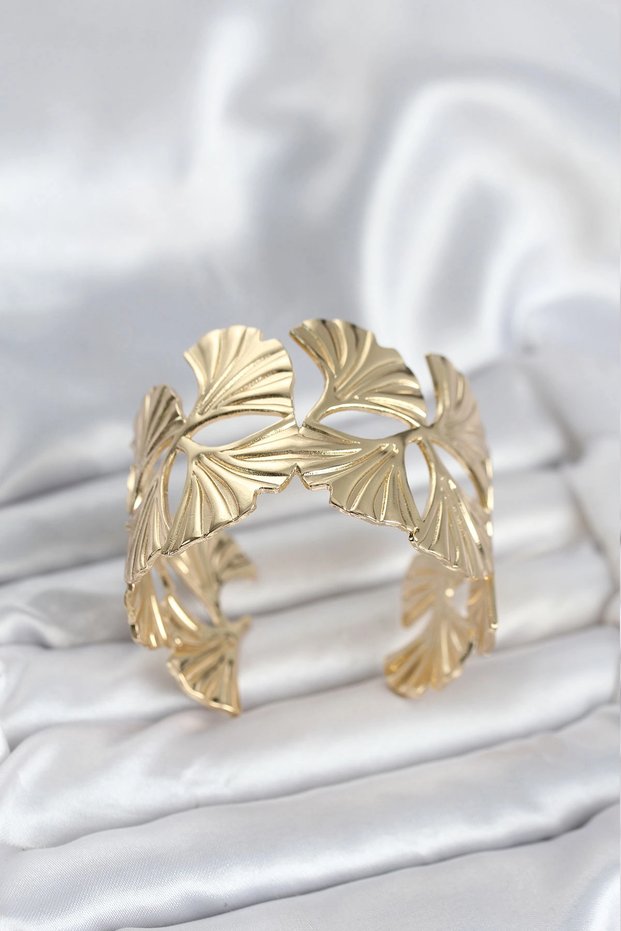 Brass Gold Color Sheet Fan Model Women's Bracelet Tj-Bb8053