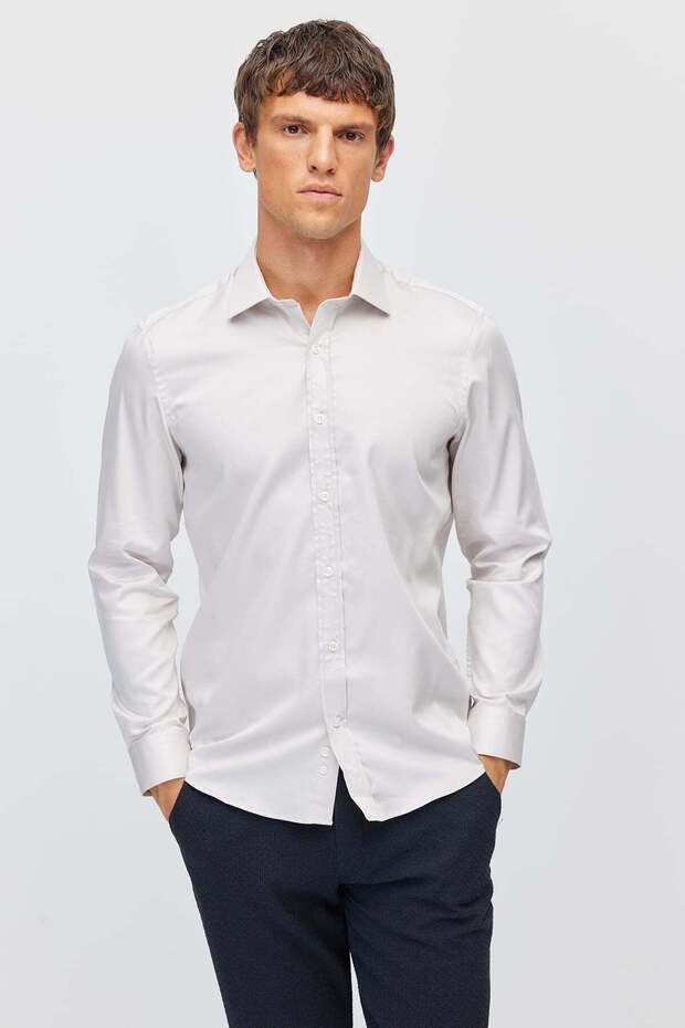 Men's Slim Fit Classic Collared Shirt