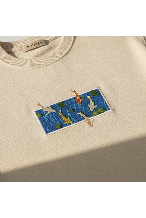 Koi Nakışlı Sweatshirt