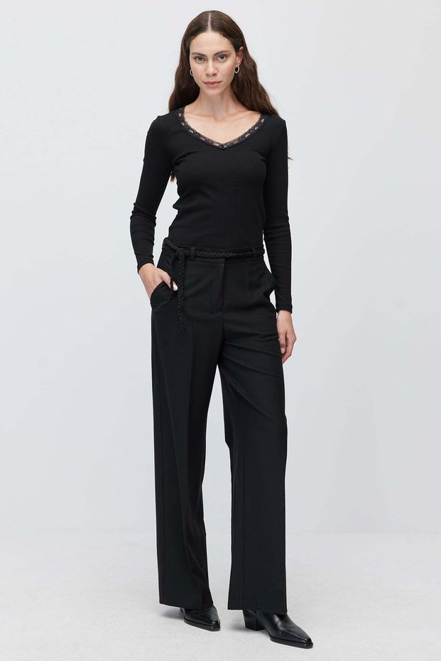 Women's high-waisted pants with knitted waistband detail