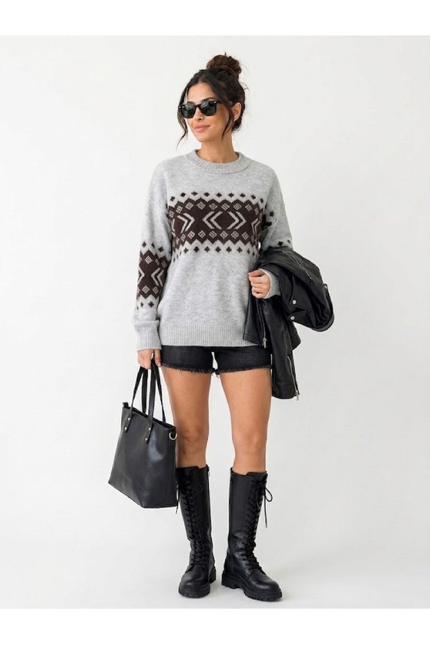 Crew Neck Women's "New Season Knitwear" "New Season • the Power of Pattern" with Its Soft Texture and Elegance