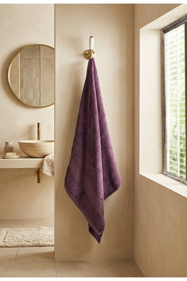Clarette Bath Towel - Plum - 90X150 cm