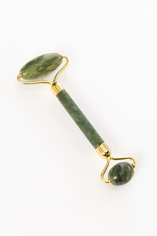 Jade roller facial massage tool