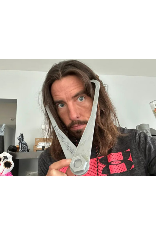 Cosplay Measuring Caliper – Equipment for Taking Measurements of Armor and Costumes