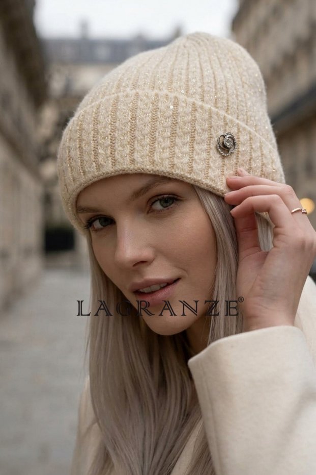 Knitwear Women's Beanie with Metal Flower Accessories