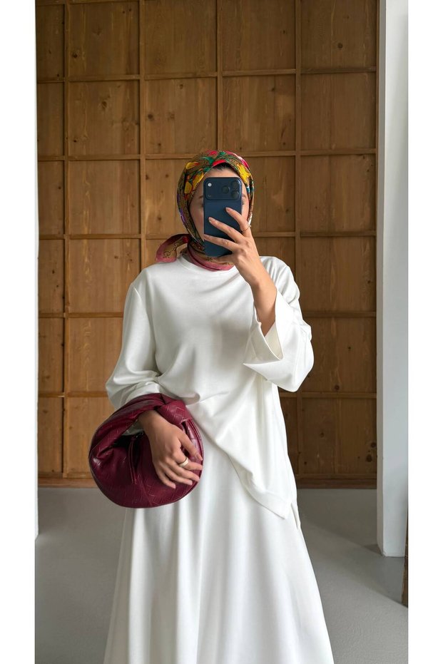 Women's Hijab Two-Piece Set Tunic-Skirt Comfortable Fit Top and Bottom Set