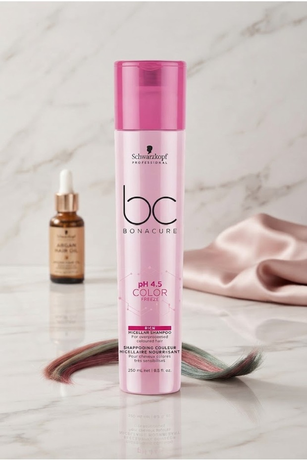 Bc Color Freeze Ph 4.5 Anti-Fade Color Preserving Revitalizing Rich Hair Care Shampoo 250 ml