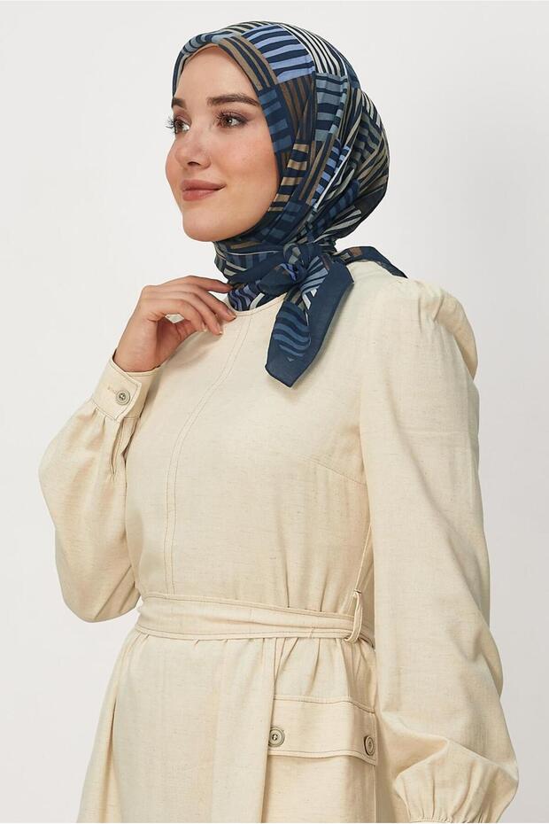 Patterned Allure Scarf 8663