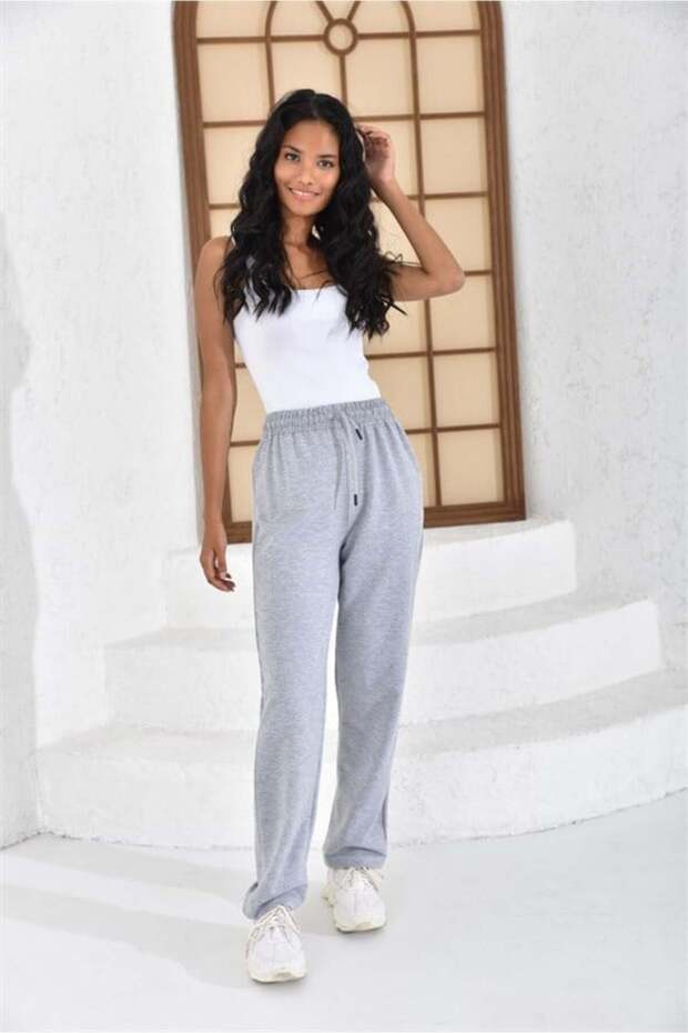 Oversize Straight-Legged Sweatpants with Two-Strained Waistbands and Elastic Waist
