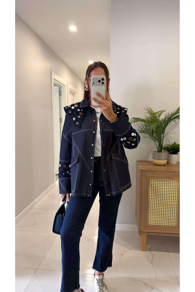 Toksy Navy Blue Wide Collar Buttoned Jacket