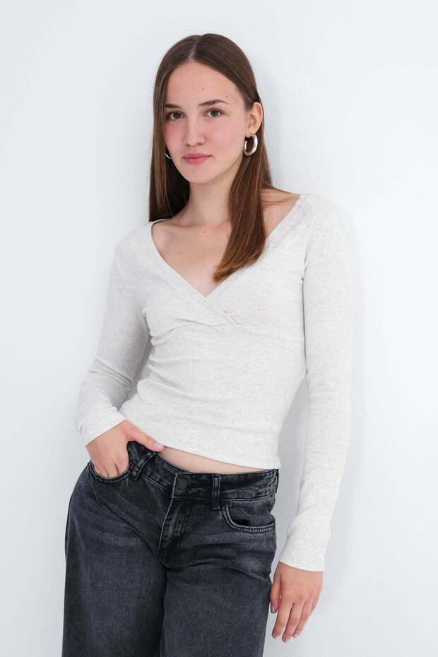 V-Neck Long Sleeve Blouse B1964