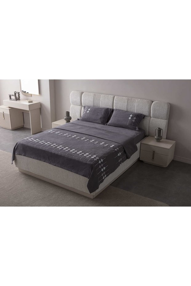 Punch Embroidered Chenille Fabric Double Bedspread Anthracite