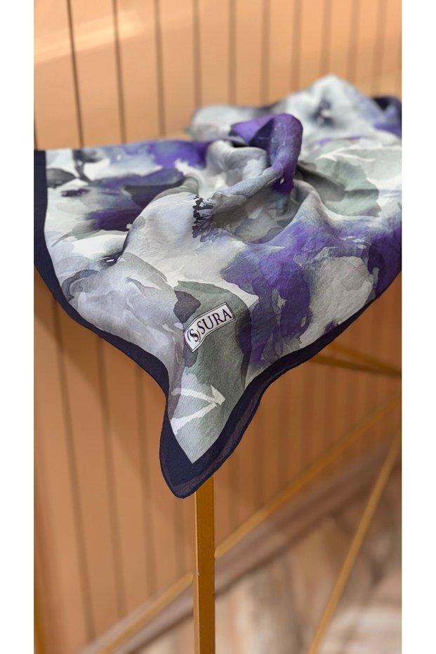 Batik Floral Patterned Shawl