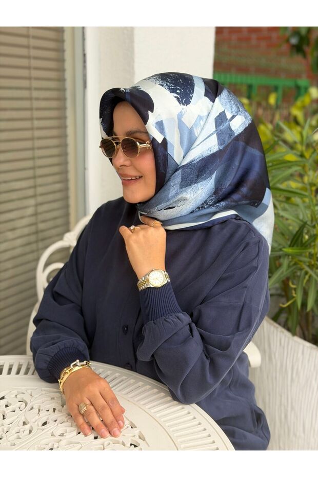 SURA SILK SCARF