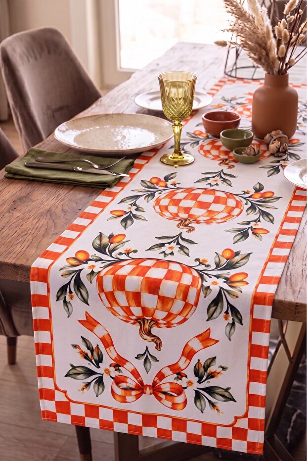 Dama Patterned Decorative Runner - 40X140 cm