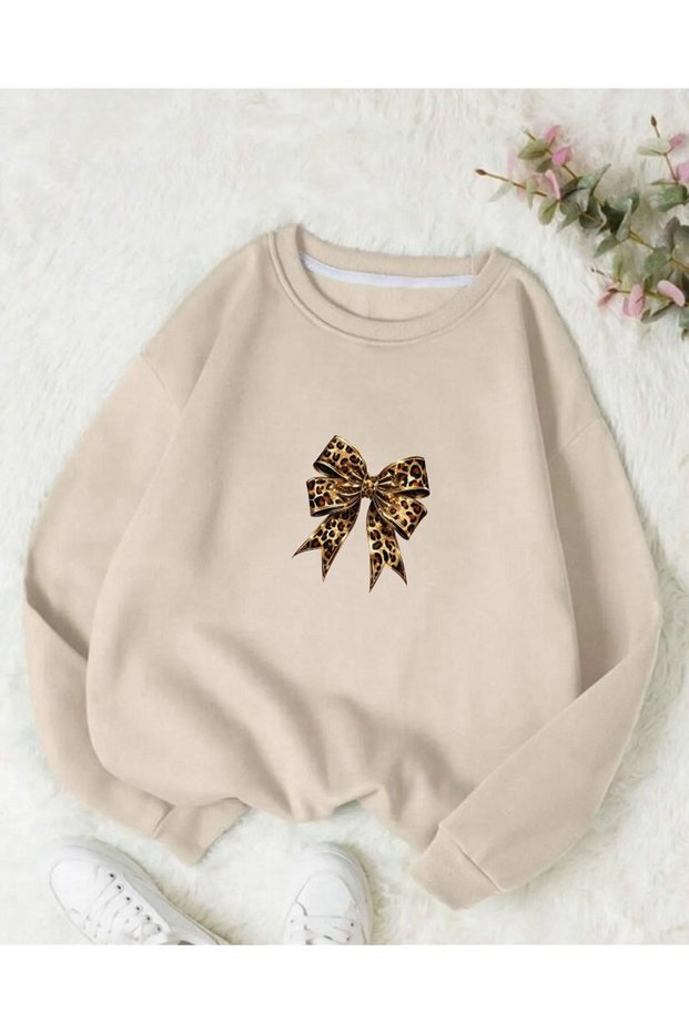 Women's Winter Bow Leopard Print Crew Neck Sweatshirt