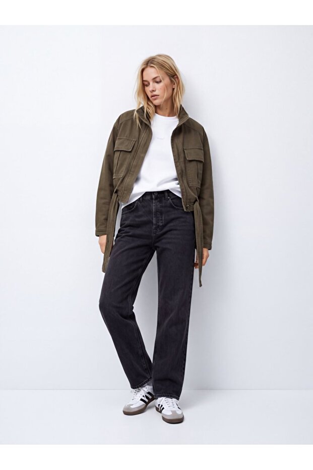 Relaxed Fit Minimal Text Printed White Sweatshirt