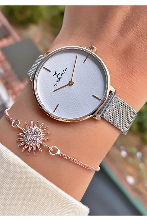 Rose Silver Color Steel Band Women's Wristwatch – Elegant Round Case Modern Stylish Design – Bracelet Gift