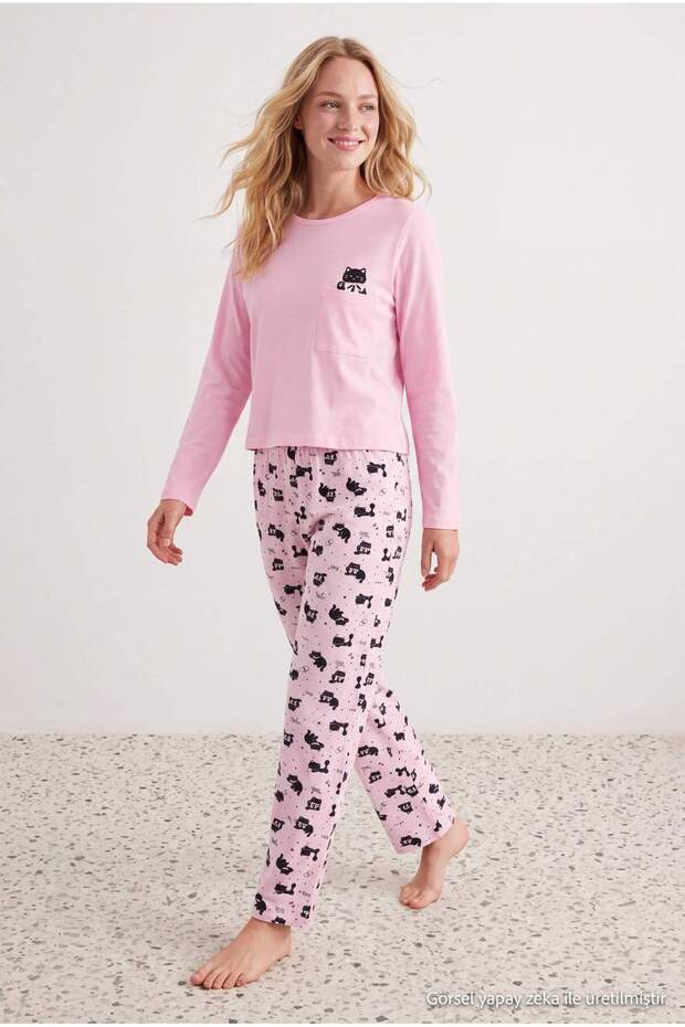 Pembe Cep Detaylı Kedi Desenli Pamuk Karışımlı Yumuşak Tuşe Likralı Örme Pijama Takımı THMAW27PT00222
