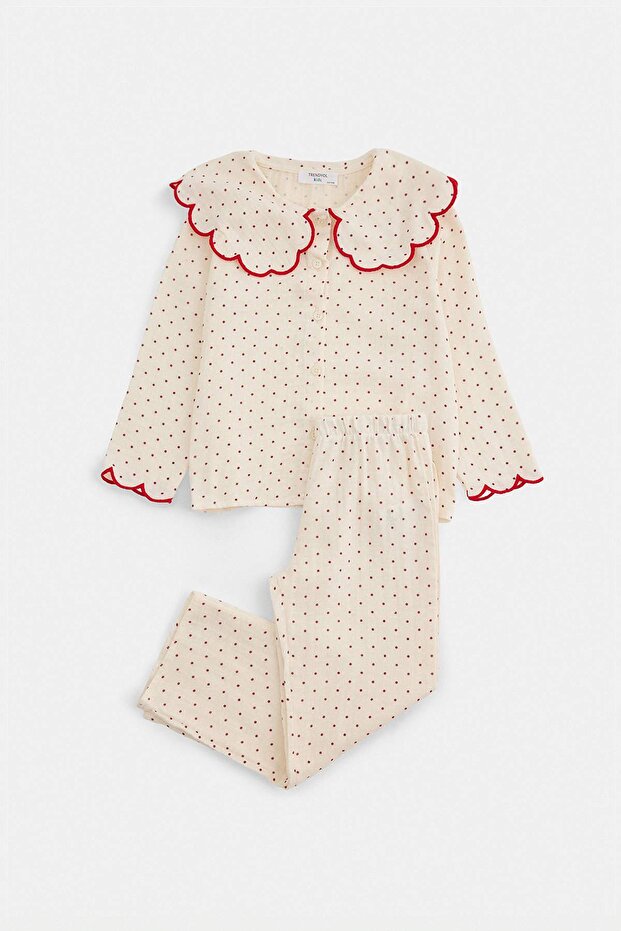 Ekru Kız Çocuk Bebe Yaka Müslin Pijama Takımı TKDAW27PT00023