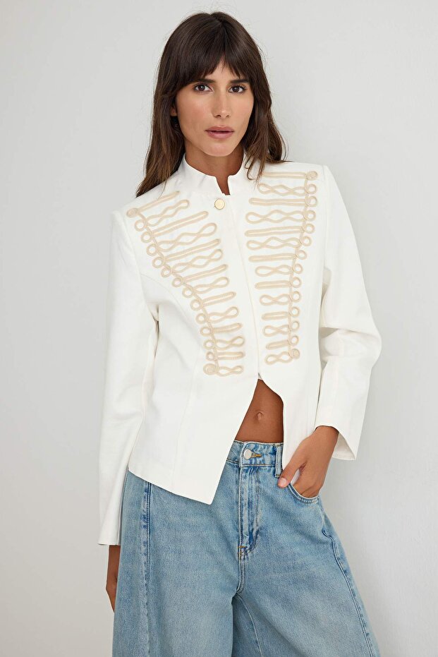 White Embroidered Woven Jacket Twoaw27Ce00050