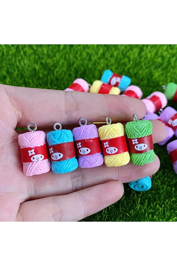 10pcs mix 10Pcs Cute Cartoon Mini Knitting Wool Ball Resin Charms Simulation Yarn Ball Pendants for