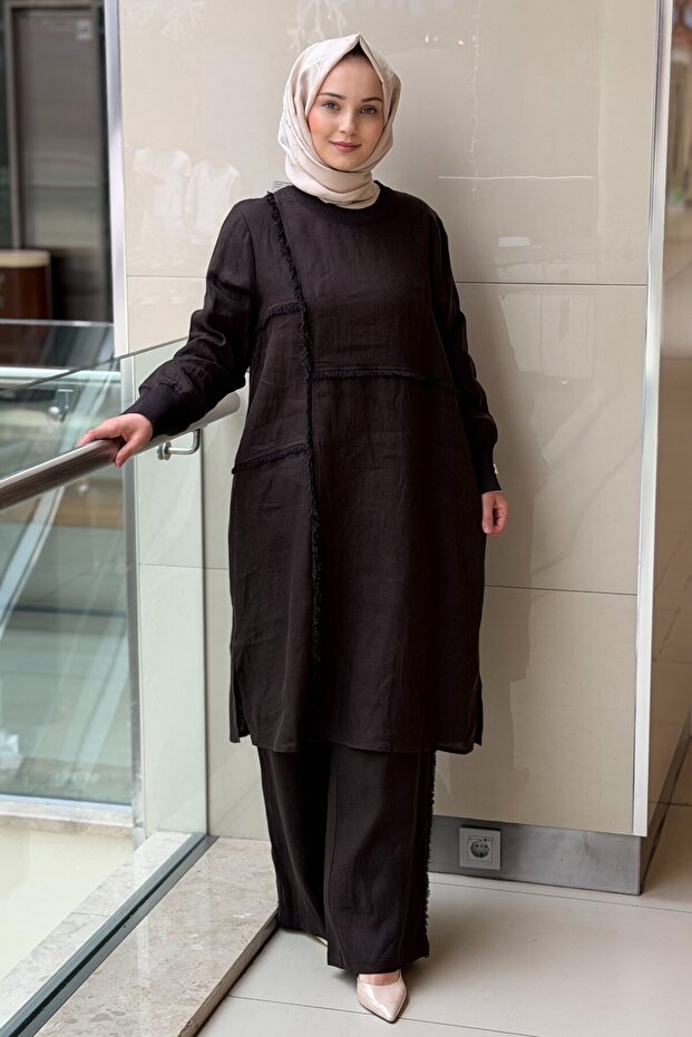 Missdalida Wide-Legged Linen Trousers with Tassels on the Sides