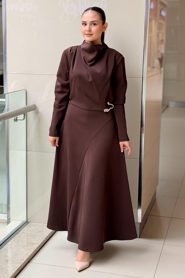 Degaje Collar Stone Accessory Detailed Dress