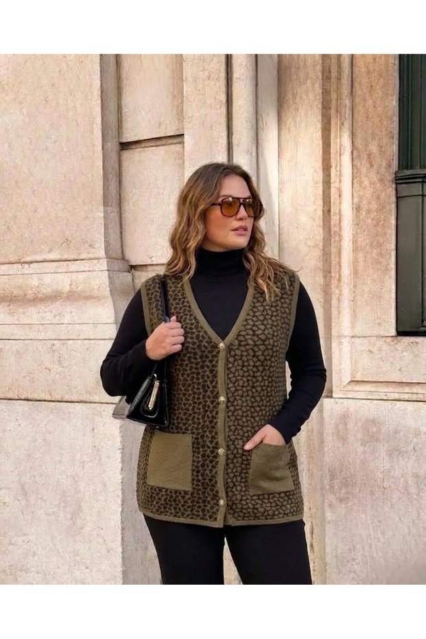 Steel Knit Classic Leopard Pattern Knitted Vest