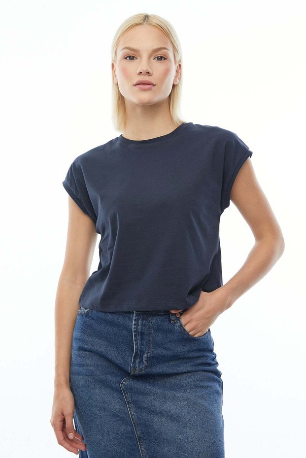 Shoulder Detailed T-shirt