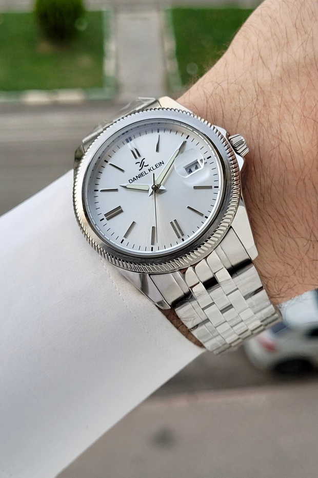 Silver Color 41 mm 5 Atm Men's Wristwatch with Calendar and Gift Packaging