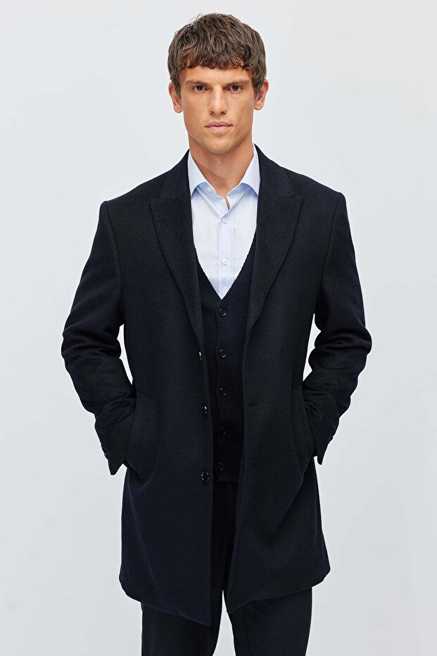Men's Swallow Collar Short Coat with Side Pockets